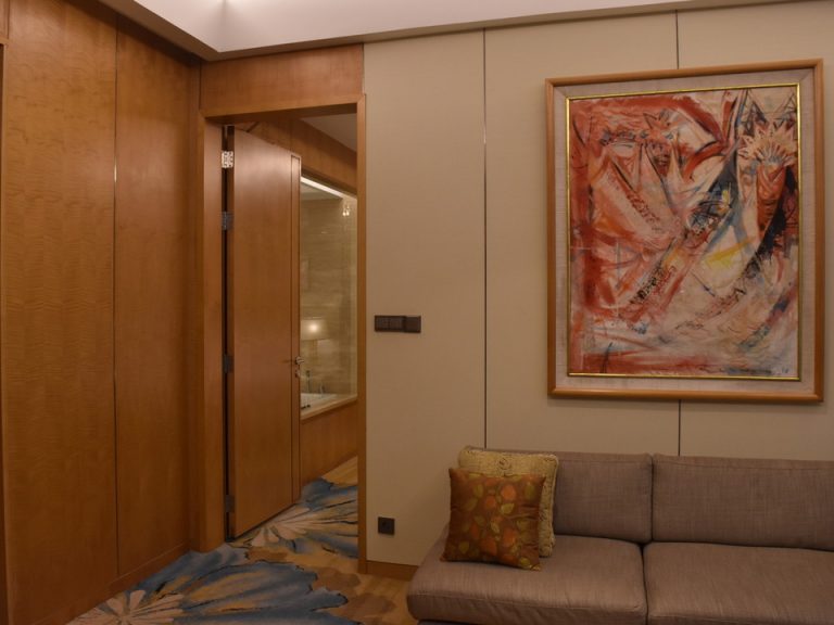 リビングと寝室の間のドア