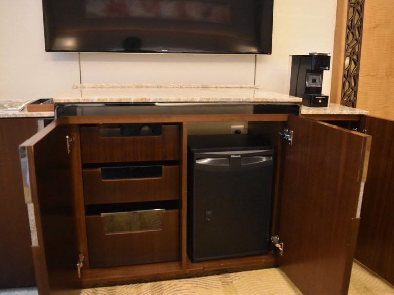 冷蔵庫閉じた状態02