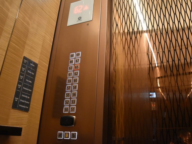 エレベーター階数ボタン02