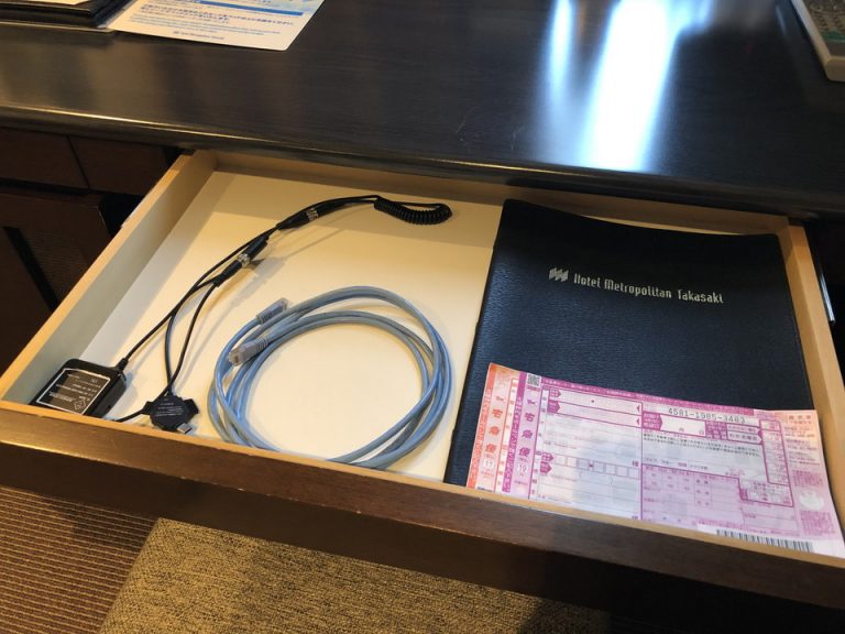 デスク 引き出し マルチタイプ充電器