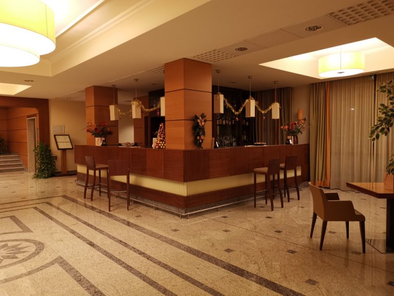 バーカウンター