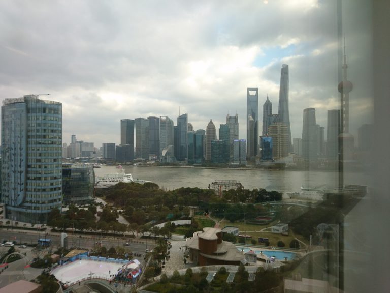 窓からの眺望(昼)