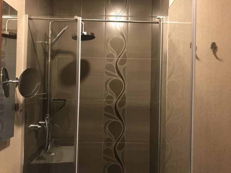 シャワールーム3