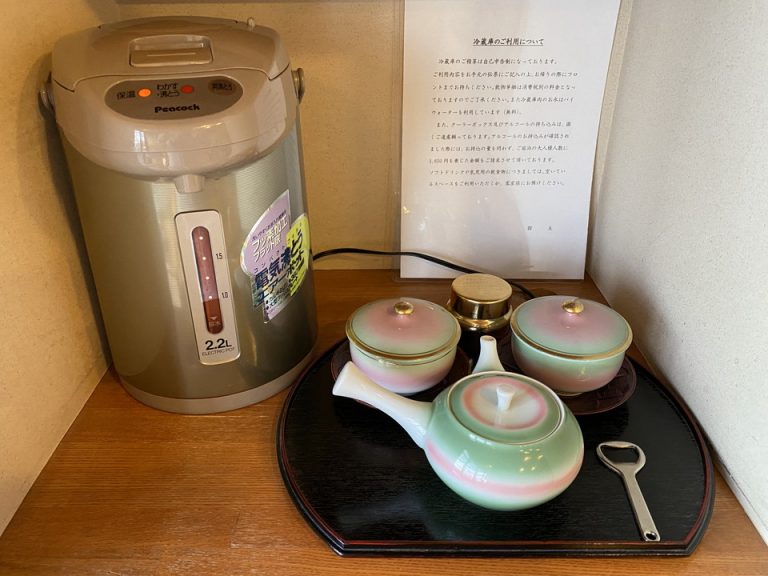 グラス・カップ