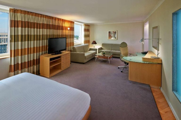 56650c0f75c2d0930fce605766b6dd1a