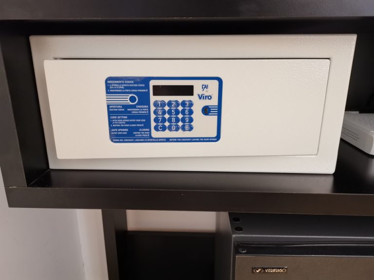 セーフティーボックス(閉じた状態)