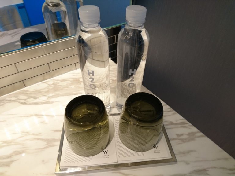 無料のミネラルウォーター