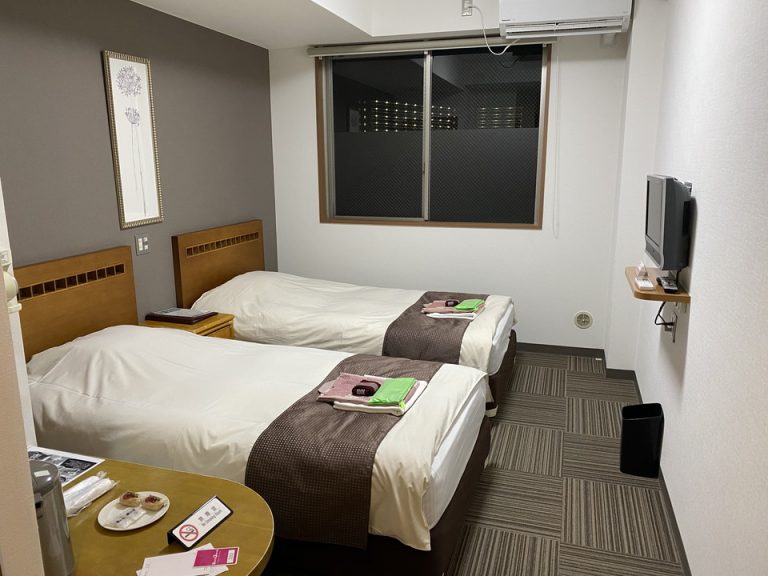 客室全体(入口方向)