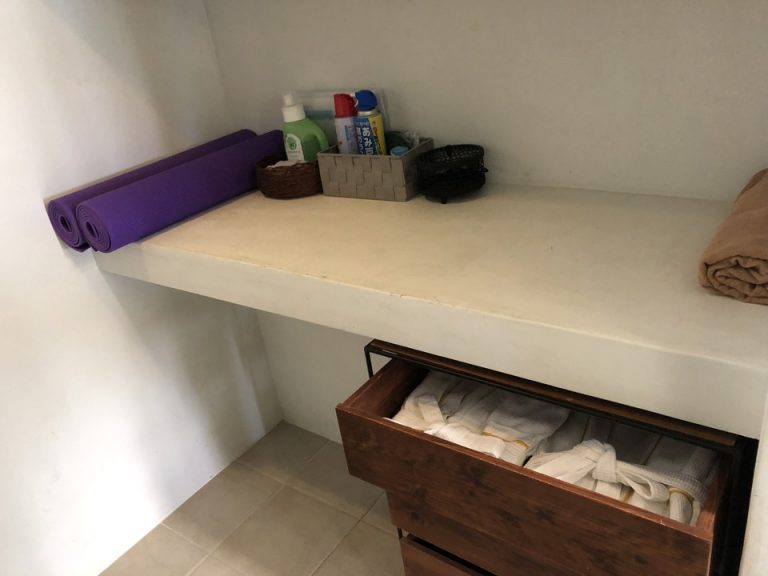 クローゼット(開けた状態)