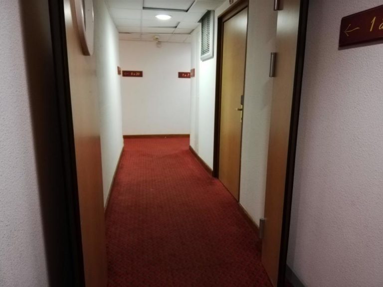 客室階廊下全体