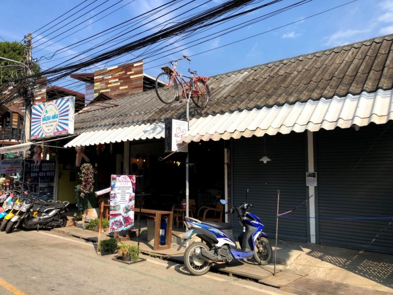 昼間の街の様子