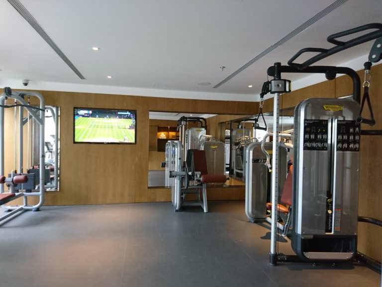 ジム内観