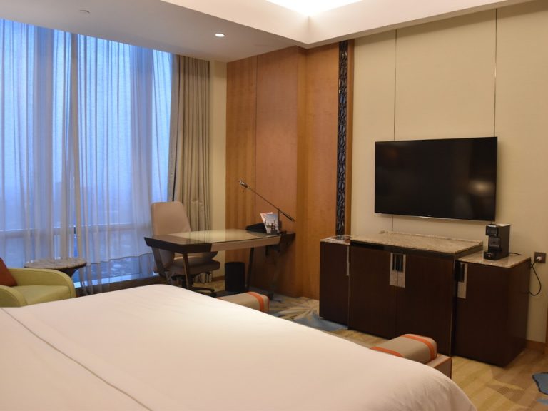 ベットからテレビ方向