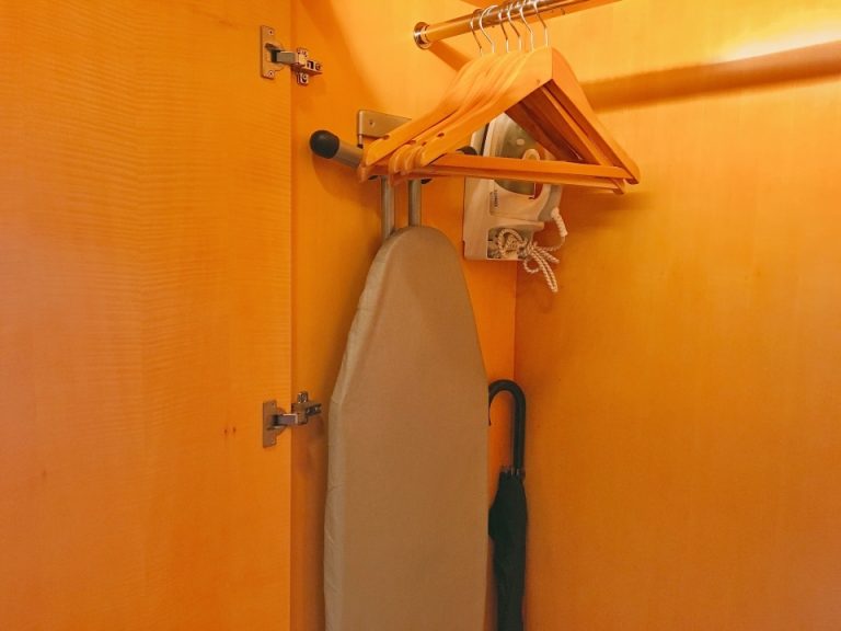 クローゼットの中2