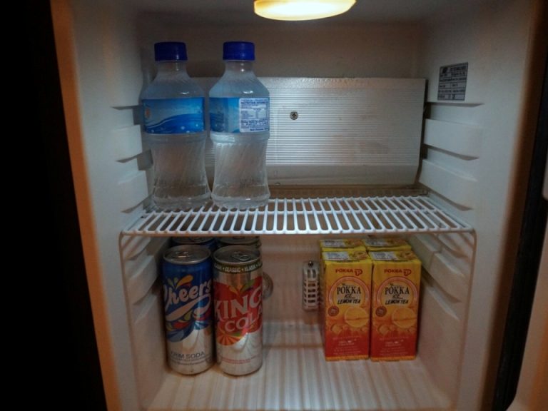 ドリンクは初日は全て無料です