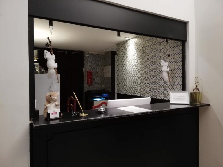 フロントカウンター2