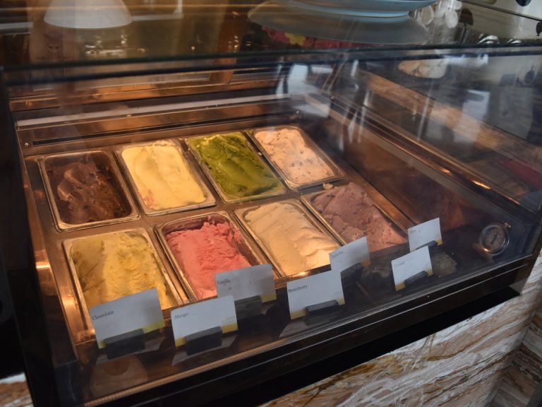 朝食バイキング01