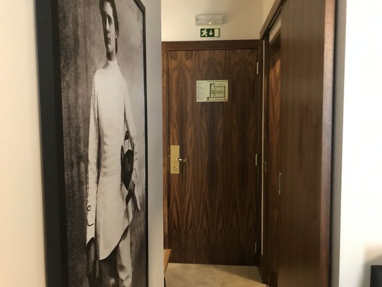 部屋からの入り口 全体図