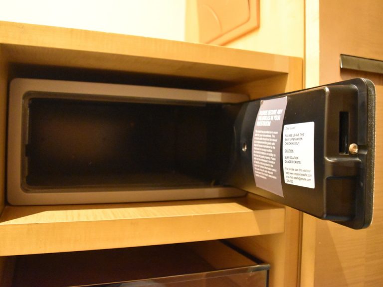 金庫開けた状態