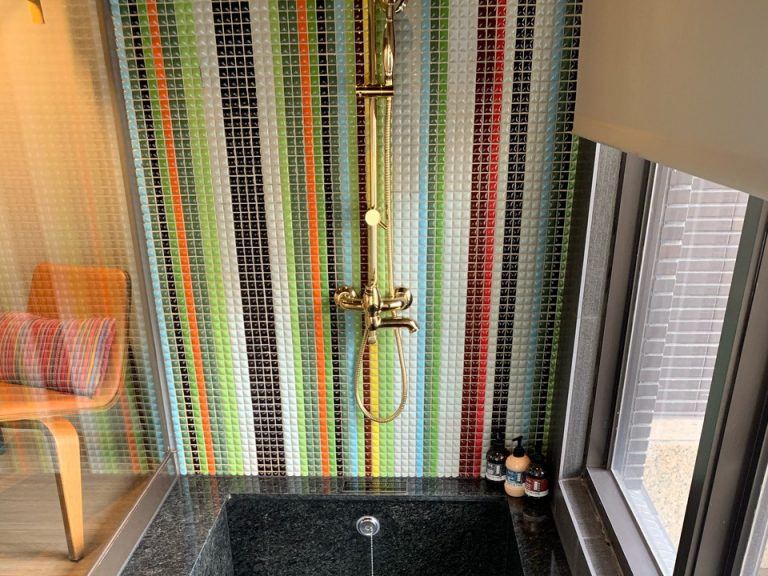 客室のバス・トイレ_シャワー