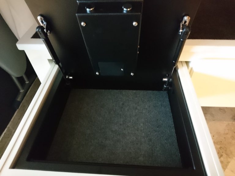 セーフティボックス(閉じた状態)