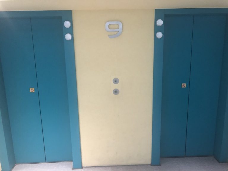 エレベーターホール(客室階)