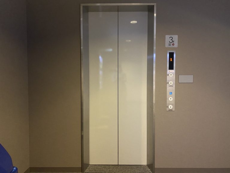エレベーターホール客室階