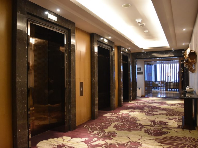 エレベーターホール客室階