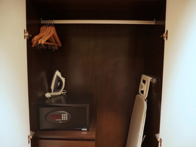 クローゼットの中