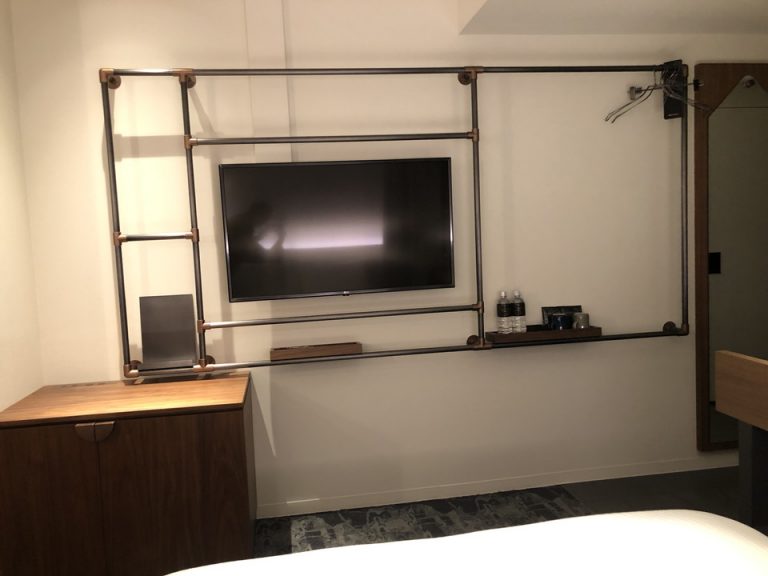 ベッドからテレビ