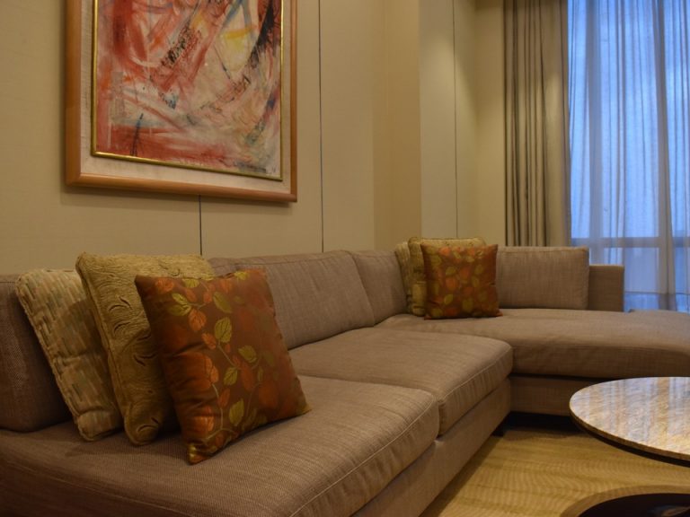 ソファーリビングルーム