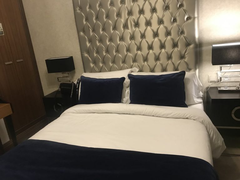 テレビからベッド2