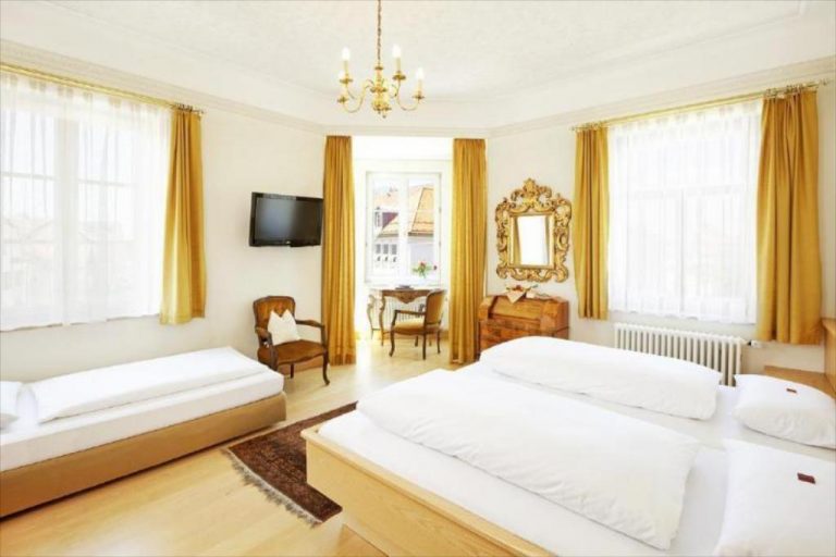 f2374984258b596f83728c5d677d8c55