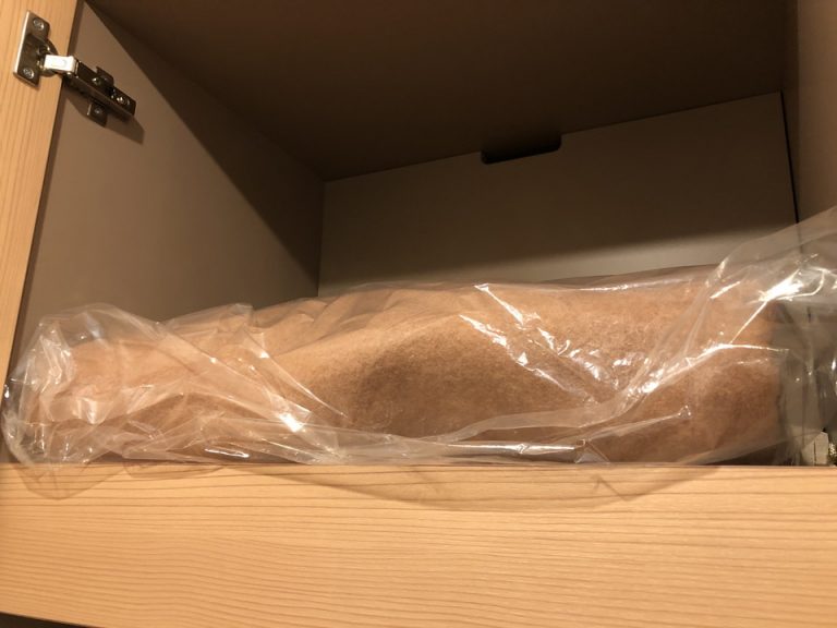 クローゼットに毛布