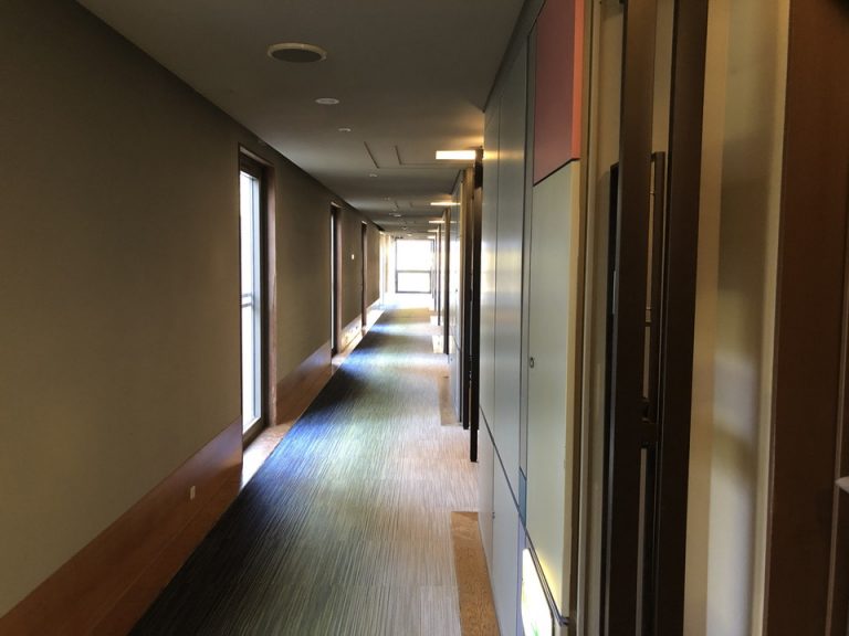 客室階廊下(3F)