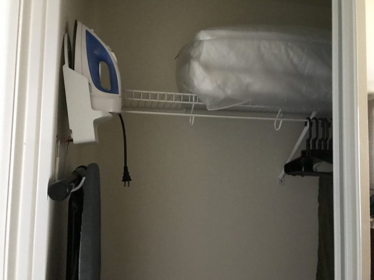 クローゼット内