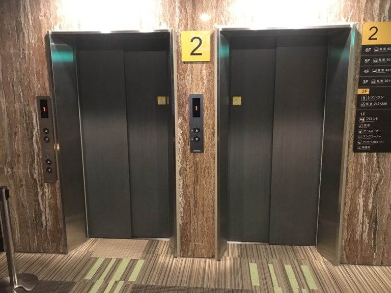 エレベーターホール客室階(3)