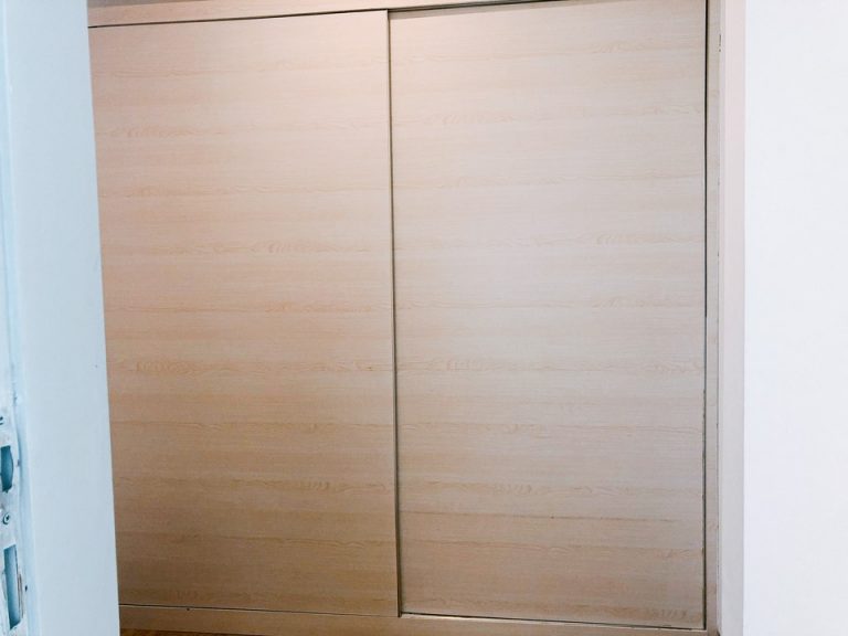 クローゼットクローズ