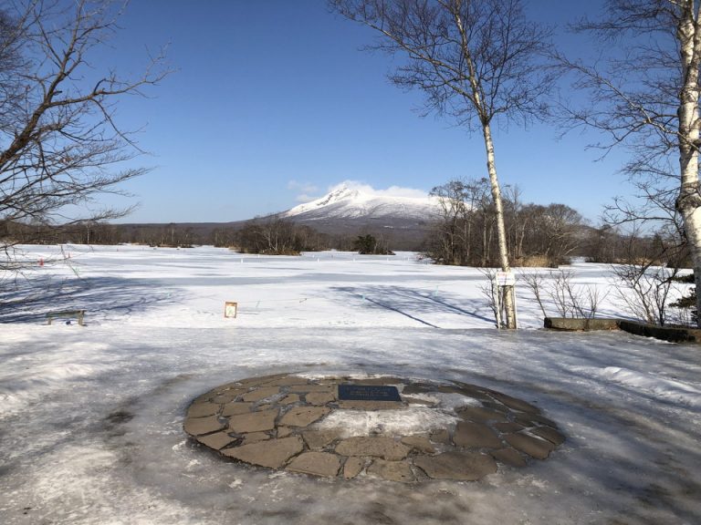 千の風になって モニュメント 大沼国定公園