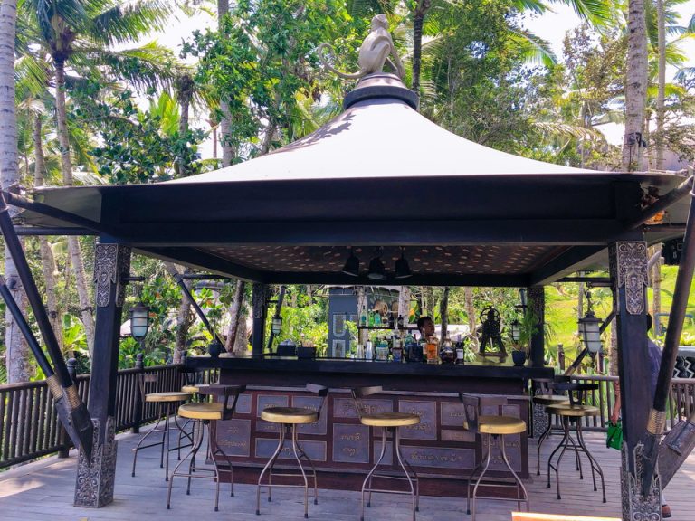 バーカウンター