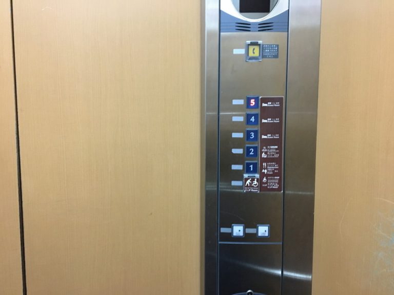 エレベーター回数ボタン2