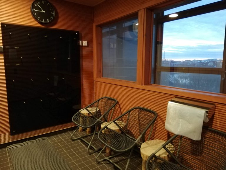 サウナルーム(脱衣所)