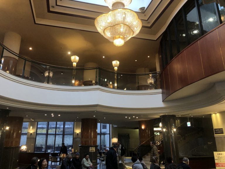 ロビー(2)