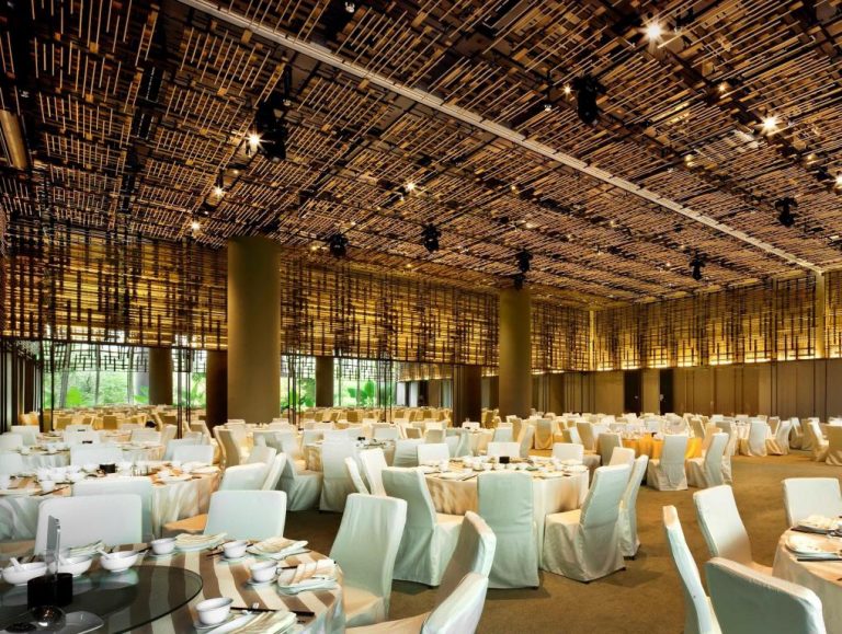 407120_17062105480053914115