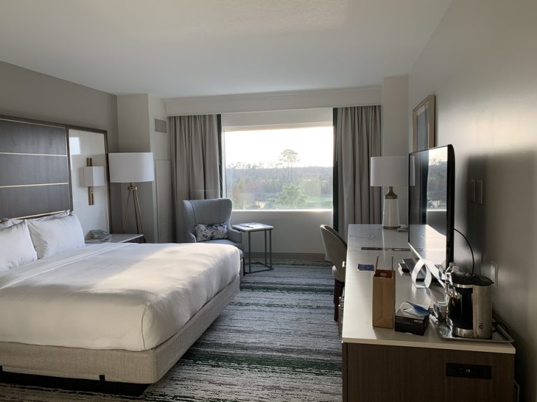 客室全体(窓際方向) (2)