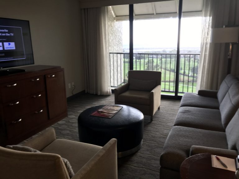 ファミリーサイズの応接間ゾーン!