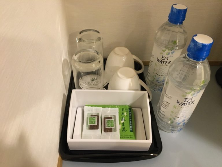 グラス・カップ