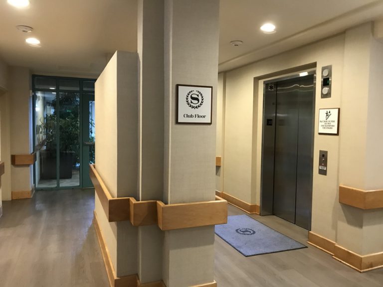 宿泊していた棟に近い側一階エレベーター付近