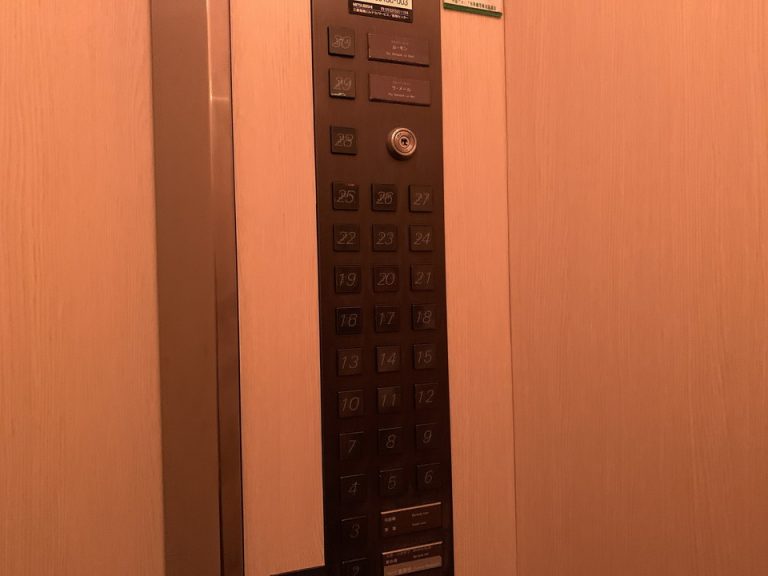 エレベーター階数階ボタン