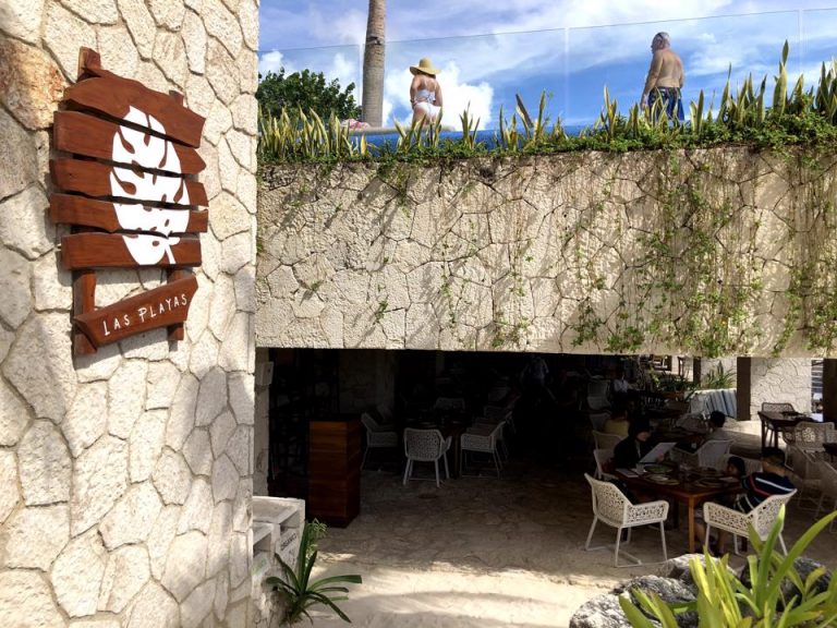 LAS PLAYAS 創作メキシカン料理のレストランです。